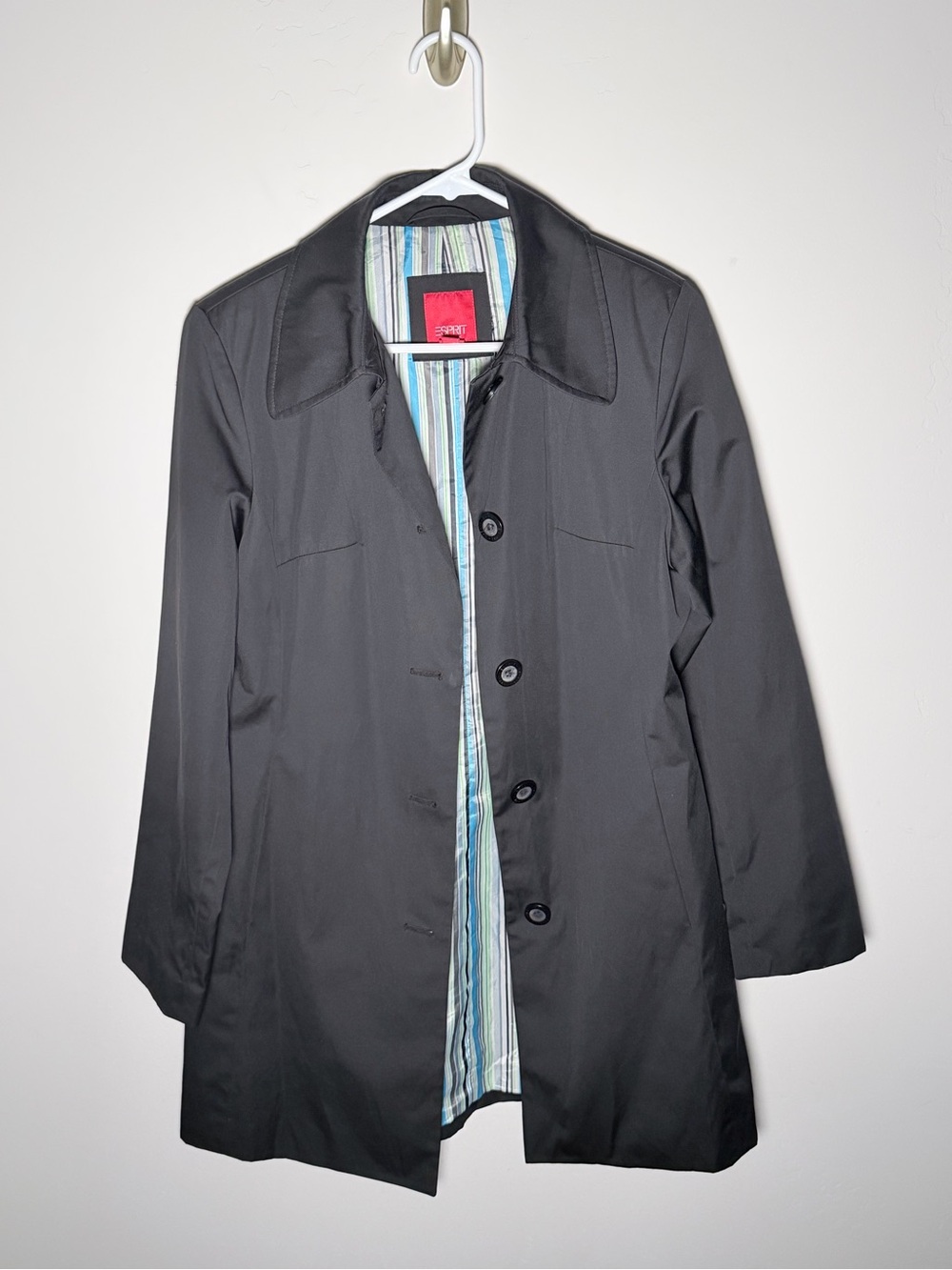 Esprit Women’s Black Single-Breasted Trench Coat with Striped Lining Medium